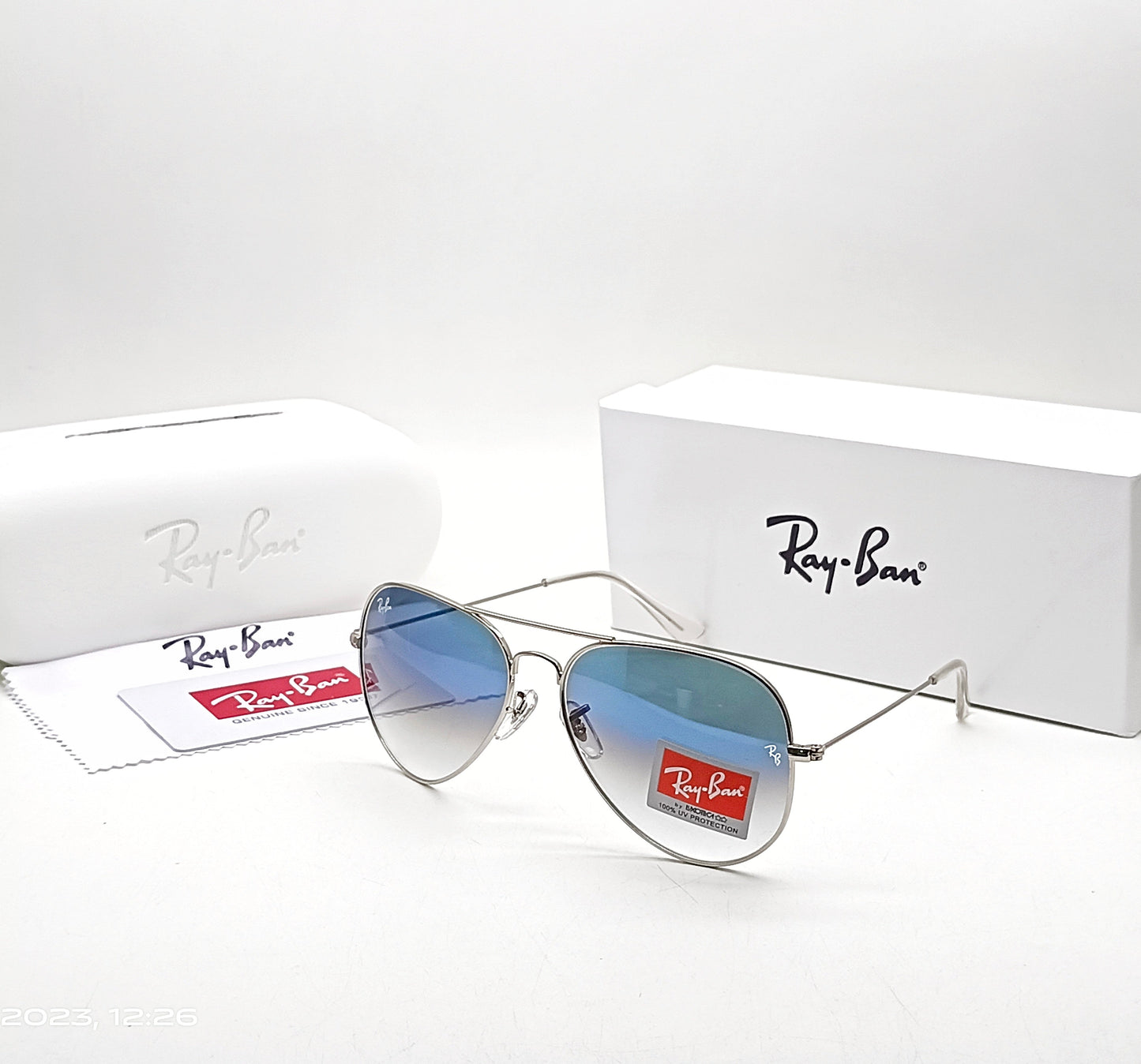 RAY-BAN Blue Shade & Silver 3026 Oval Aviator Metal Trendy Hot Favourite Wintage Sunglass For Unisex.